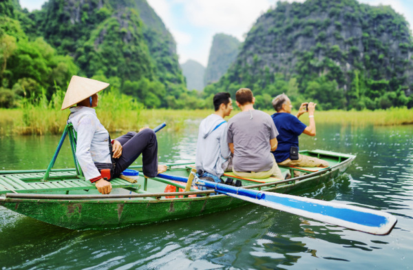 Go to Urgents Visa To Vietnam for advice on how to extend tourist visa in Vietnam